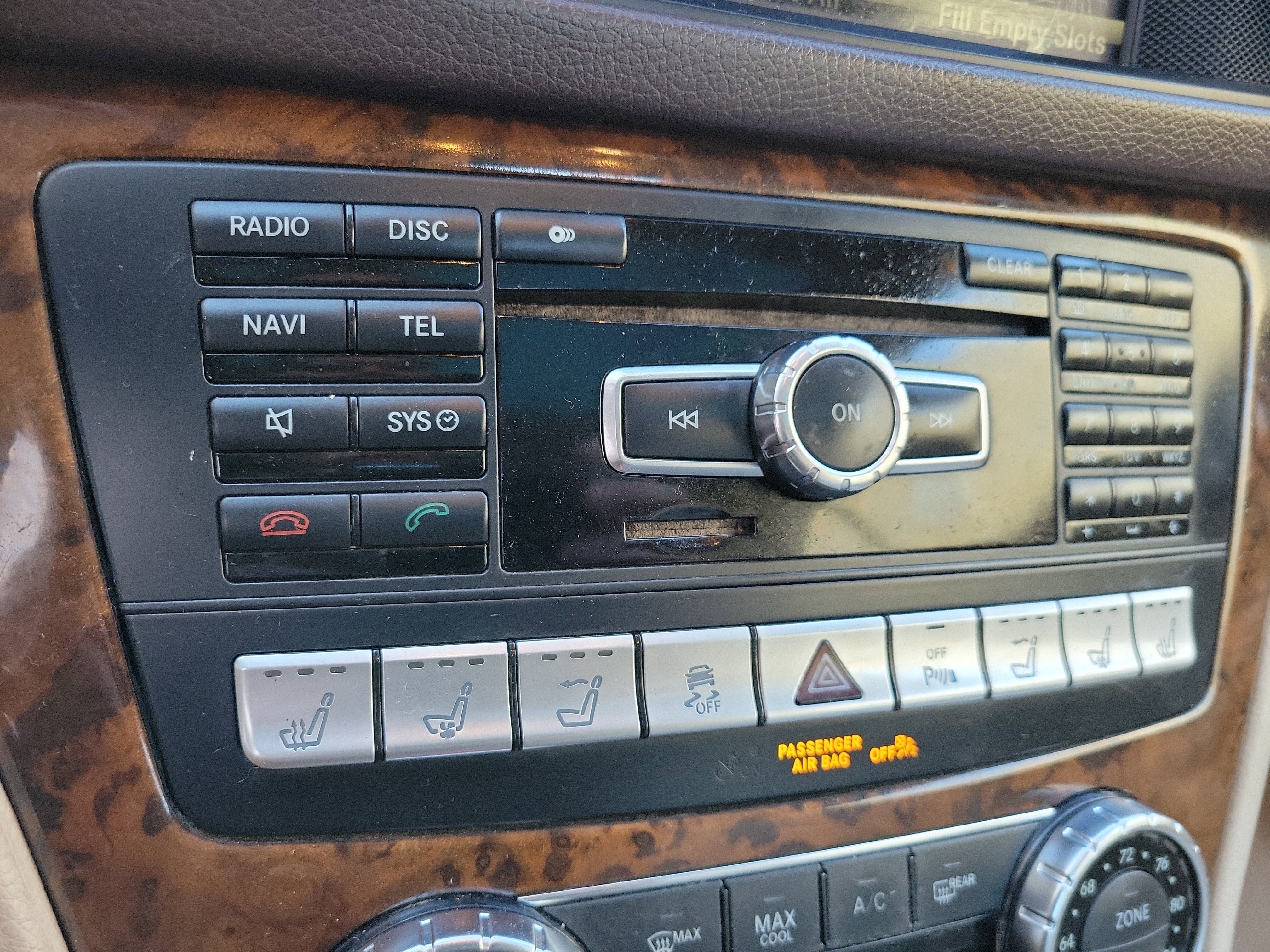 Used 2014 Mercedes-Benz SL 550 image 15