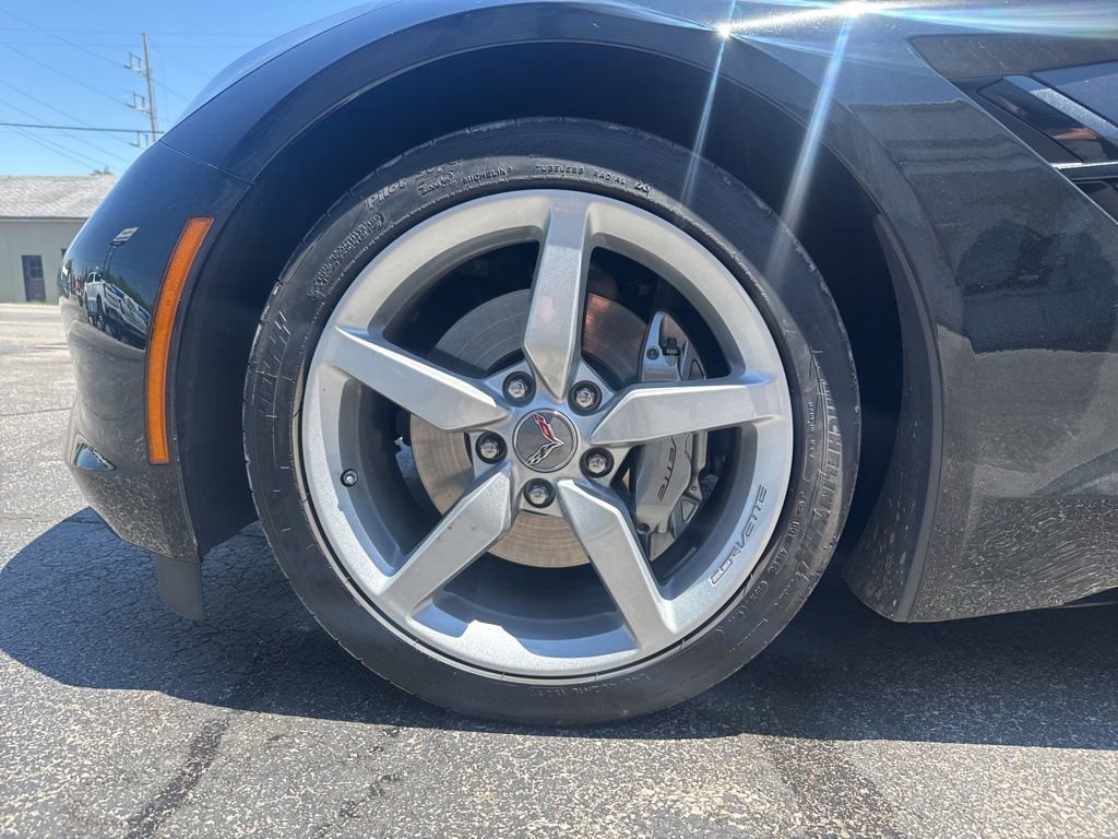 Used 2014 Chevrolet Corvette Stingray Coupe RWD image 12