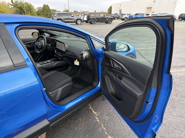 New 2026 Chevrolet Equinox EV LT w/ Comfort Package image 28