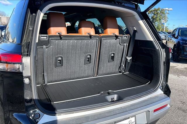 Certified 2025 Nissan Pathfinder Platinum w/ Cargo Package image 33