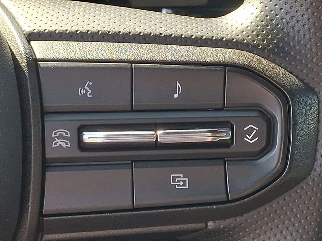 Used 2024 Chevrolet Colorado W/T RWD image 22
