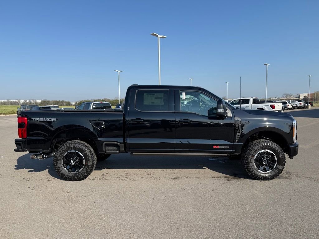 New 2026 Ford F250 4x4 Crew Cab Super Duty image 36