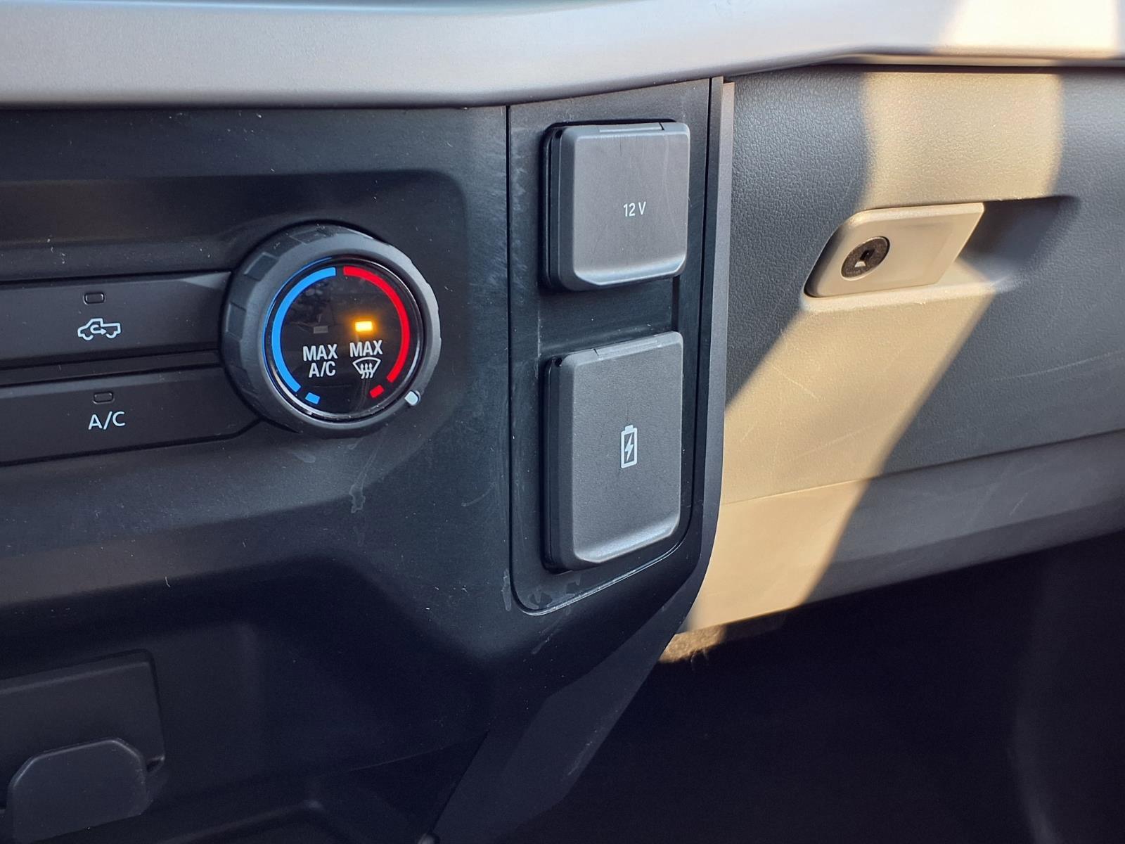 Used 2023 Ford F150 XLT image 12