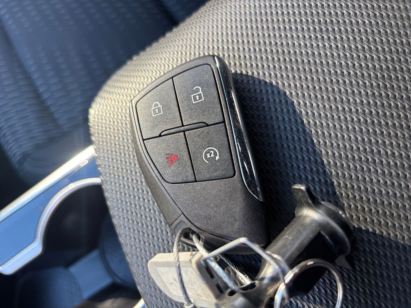 Used 2025 Chevrolet Equinox LT AWD/4WD image 25