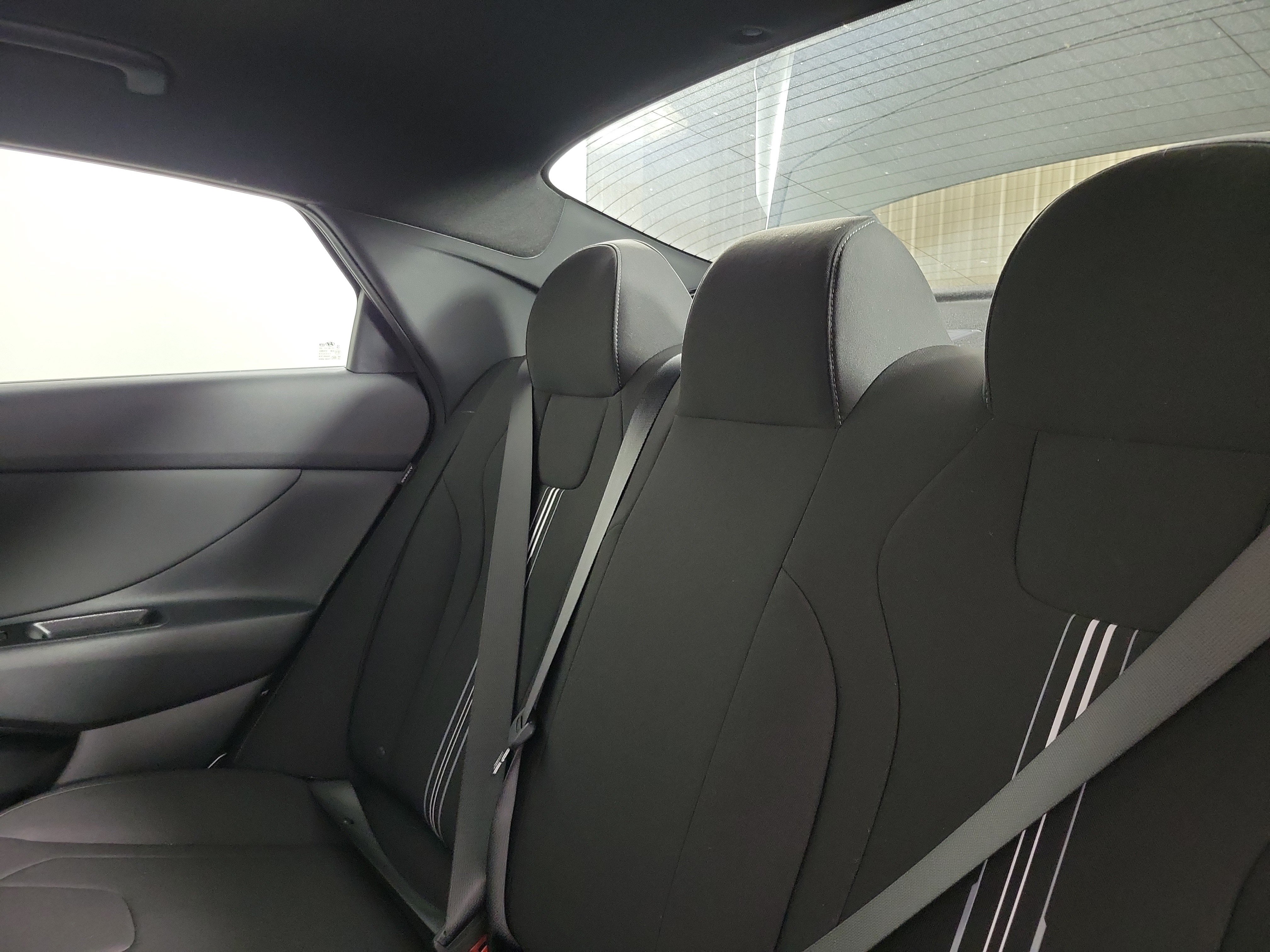 New 2026 Hyundai Elantra SEL FWD image 31