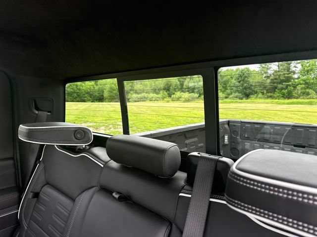 Used 2024 GMC Sierra 2500 AT4X AWD/4WD image 41