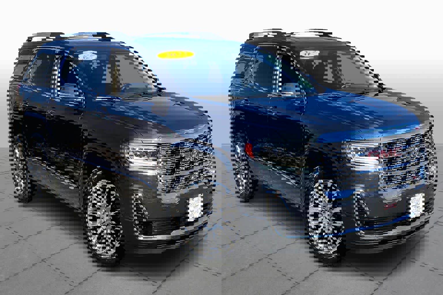 Certified 2022 GMC Acadia Denali w/ Denali Technology Package image 2