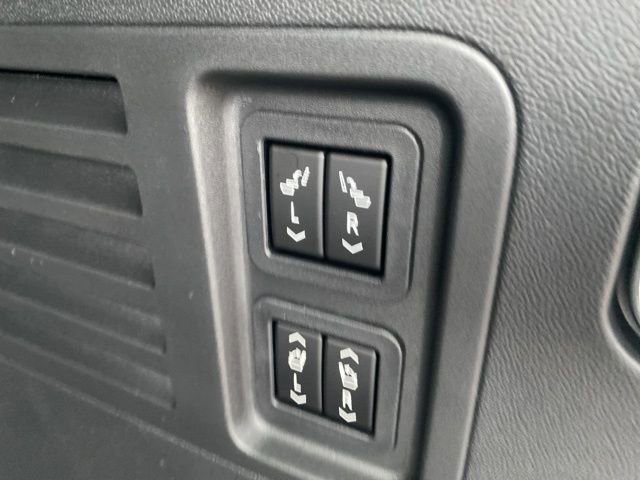 New 2026 Chevrolet Traverse RS image 29