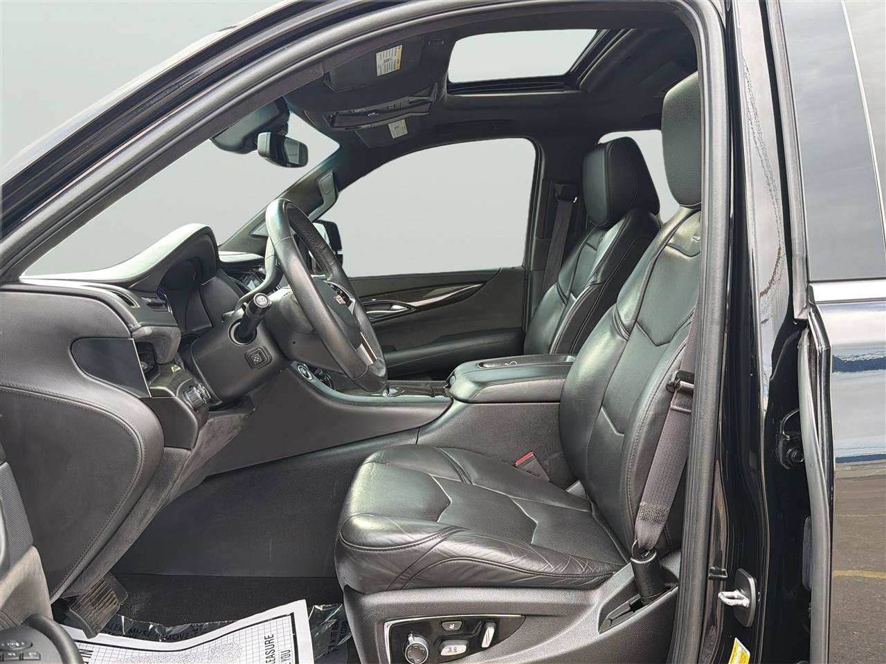 Used 2017 Cadillac Escalade Platinum AWD/4WD image 13