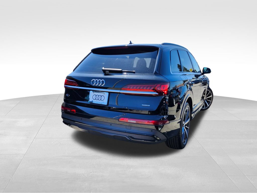Used 2020 Audi Q7 3.0T Prestige w/ Prestige Package AWD/4WD image 5