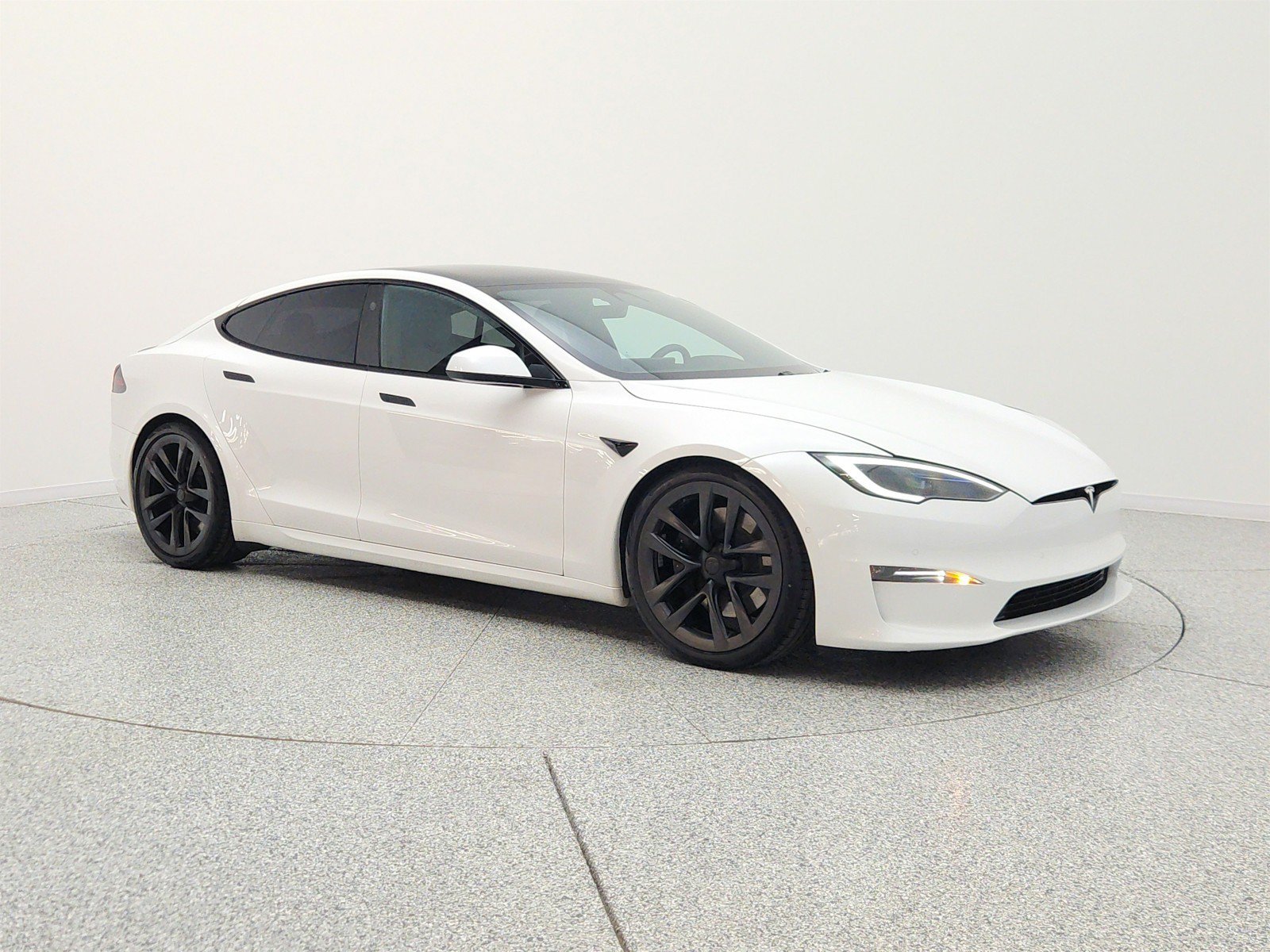 Used 2023 Tesla Model S Plaid AWD/4WD image 3