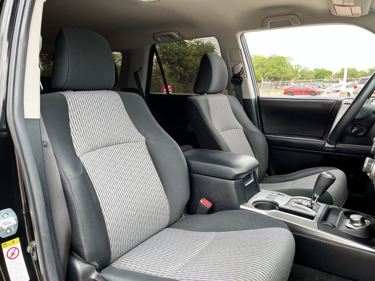 Used 2016 Toyota 4Runner SR5 image 23