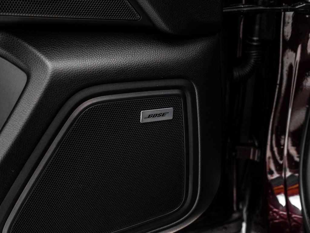 Used 2025 Porsche Macan image 24