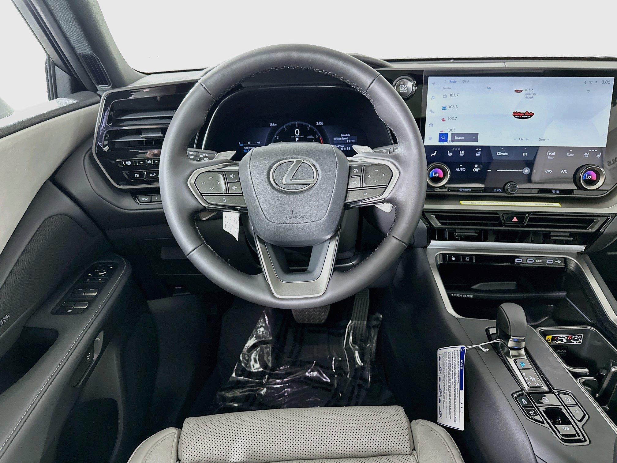 Certified 2025 Lexus TX 350 AWD w/ Technology Package image 22