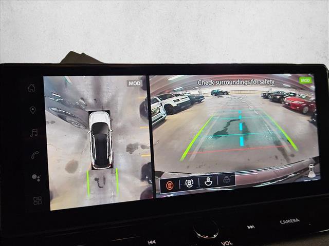 Used 2025 Nissan Rogue Platinum w/ Platinum Premium Package FWD image 13