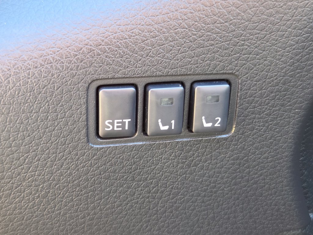 Used 2021 Nissan Rogue Sport SL w/ Premium Package AWD/4WD image 10