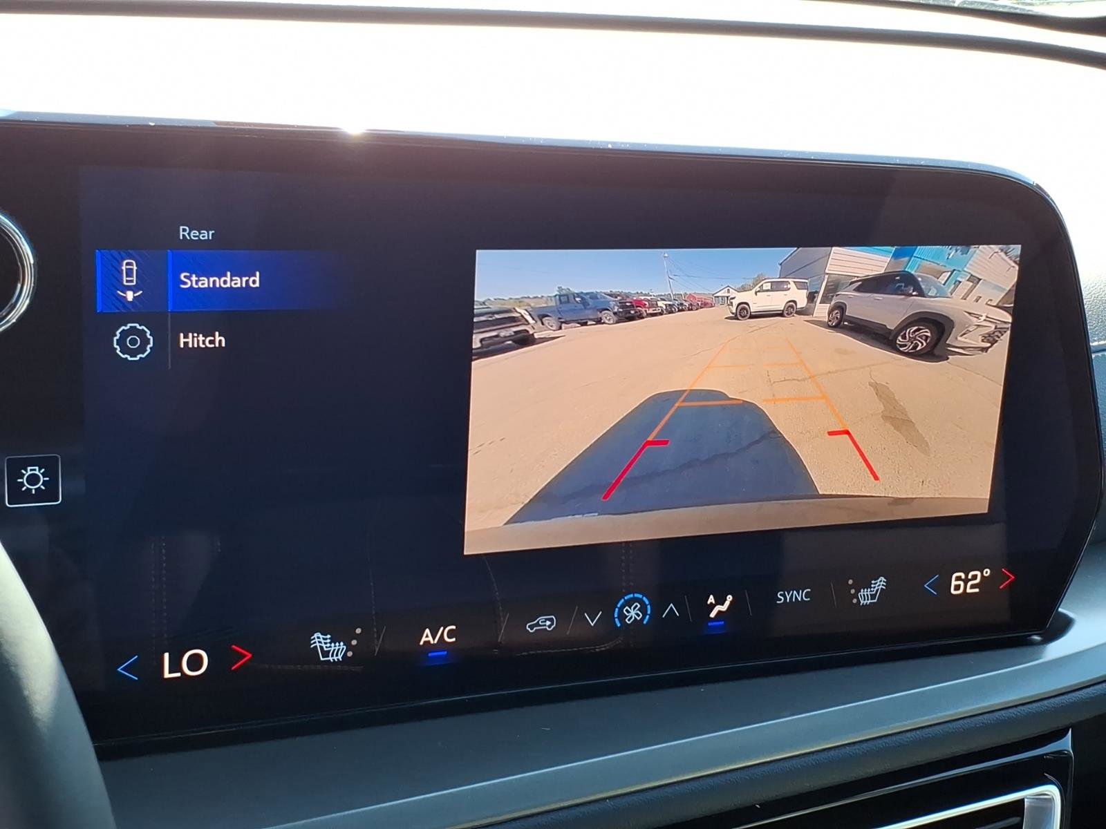 New 2026 Chevrolet Traverse LT image 22