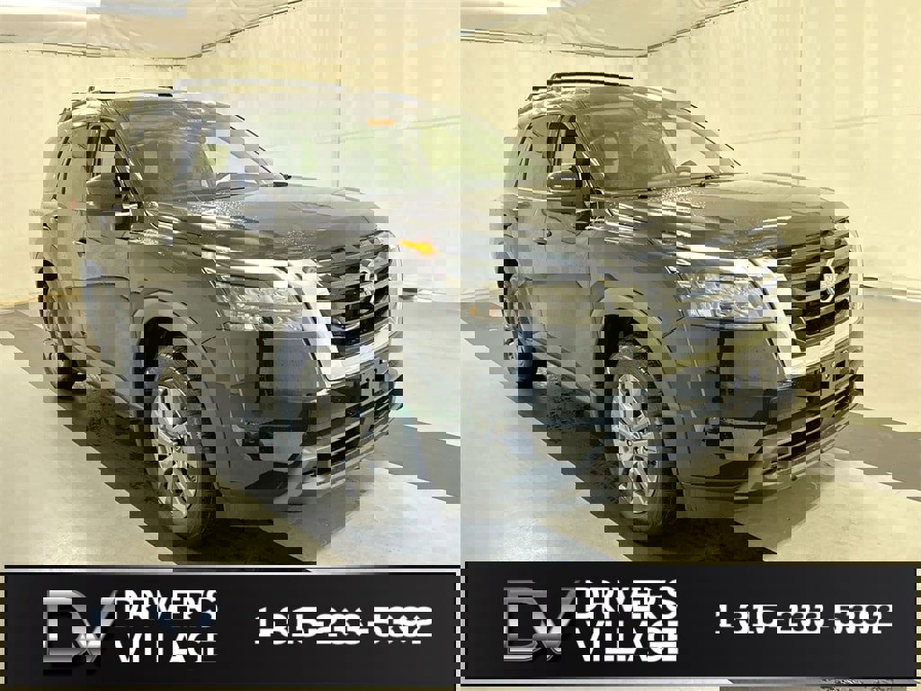New 2025 Nissan Pathfinder SV