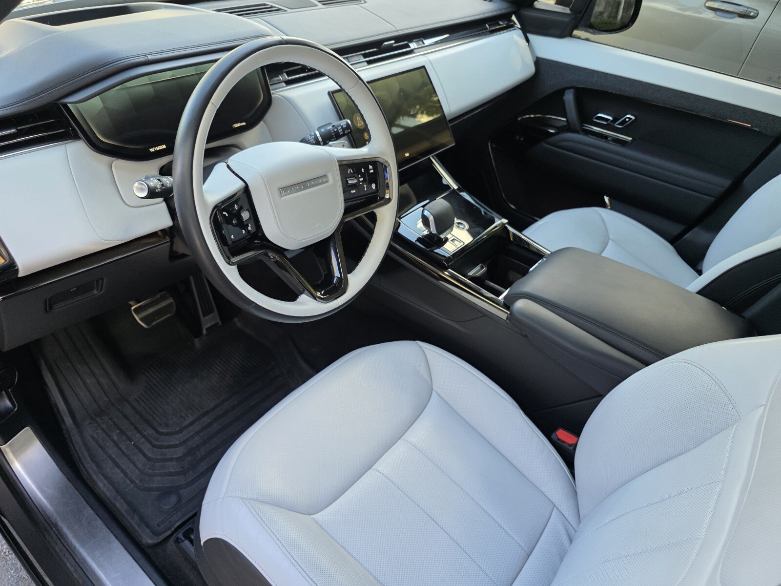 Certified 2024 Land Rover Range Rover Sport Dynamic SE AWD/4WD image 11