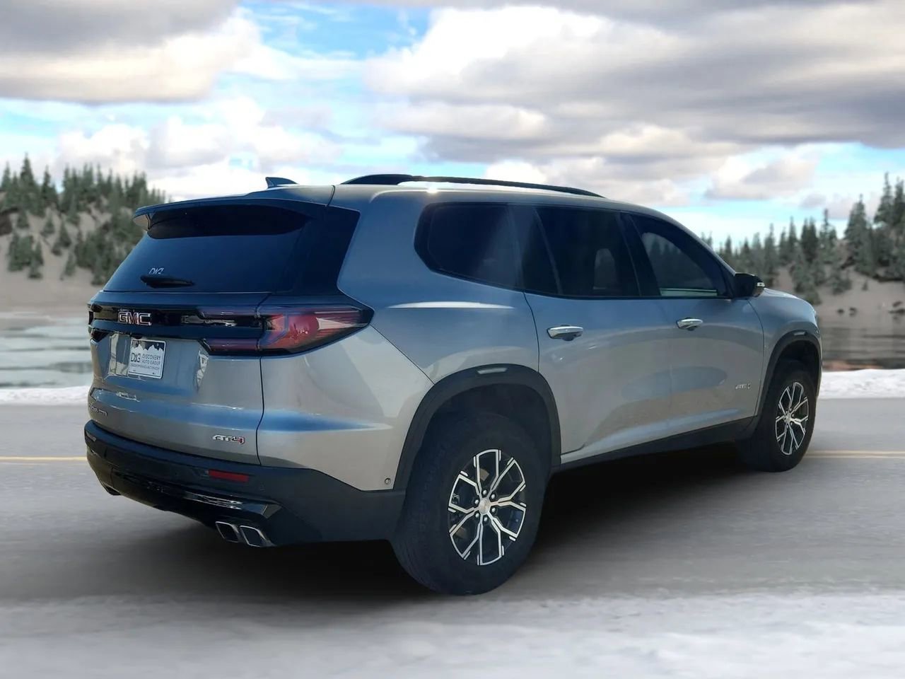 Used 2024 GMC Acadia AT4 w/ Super Cruise Package image 7