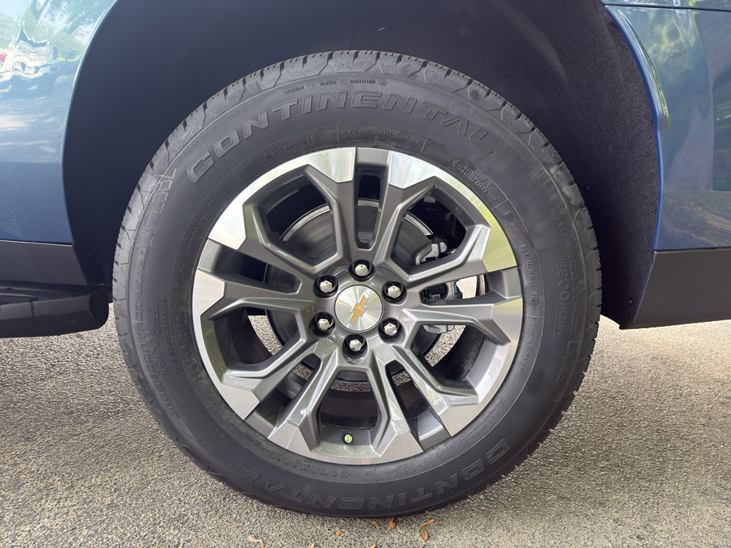 New 2026 Chevrolet Suburban LS image 35