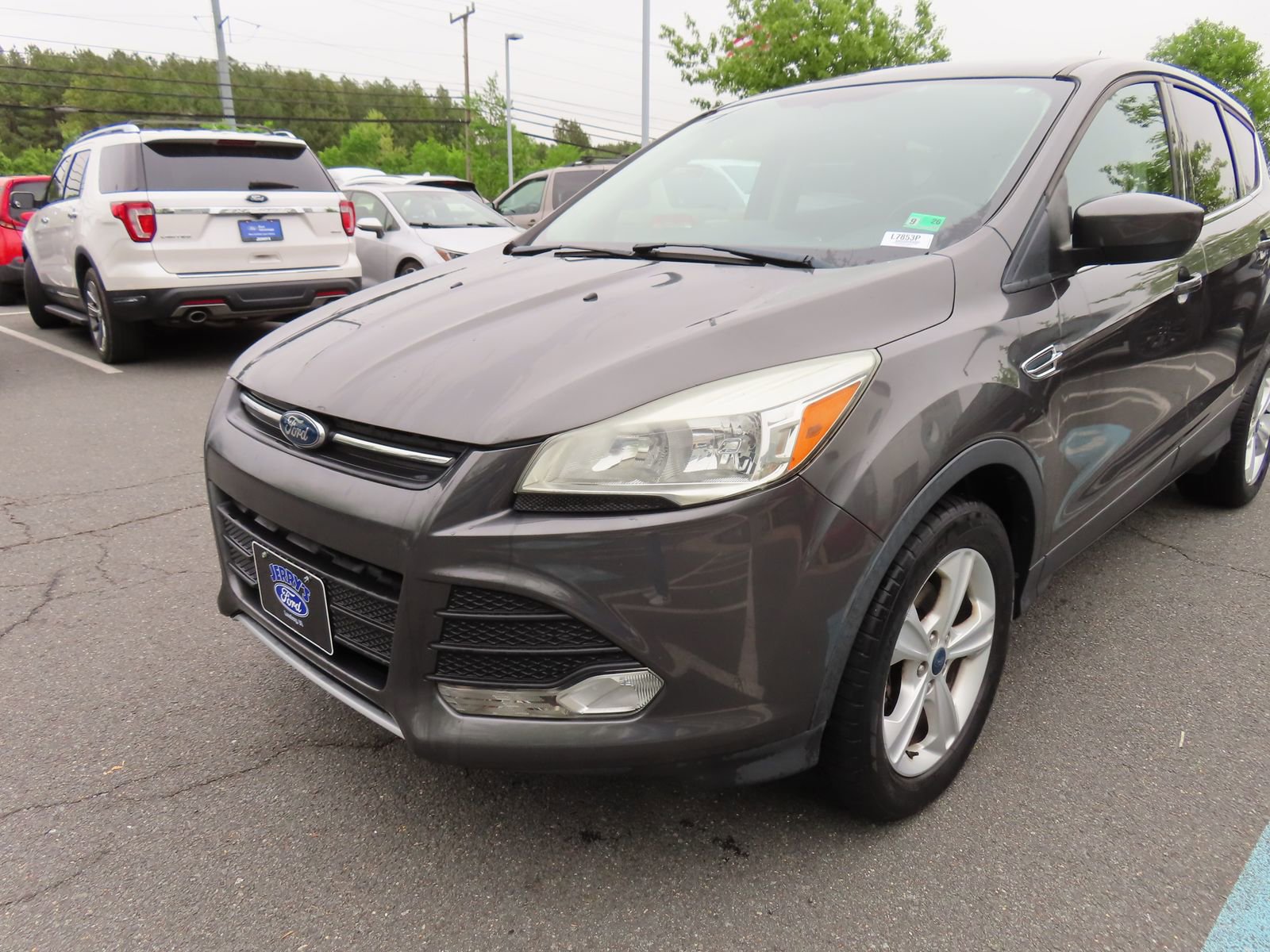 Used 2015 Ford Escape SE FWD image 9