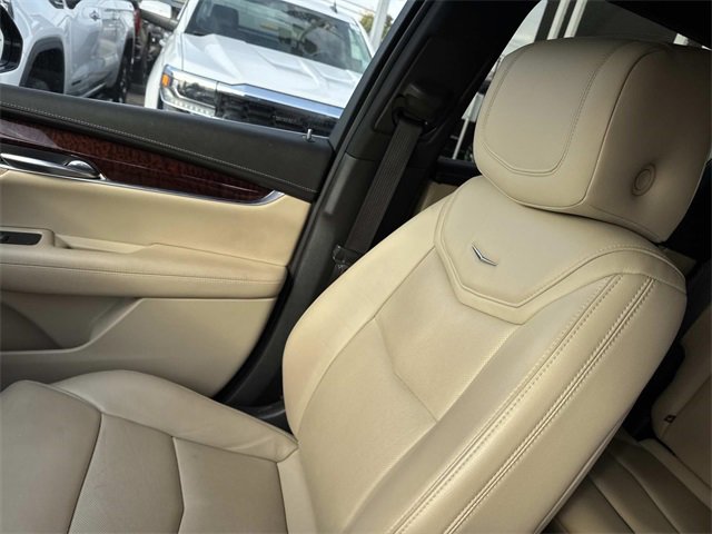Used 2018 Cadillac XT5 Luxury image 21