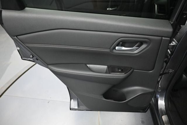 New 2026 Nissan Rogue Dark Armor AWD/4WD image 28