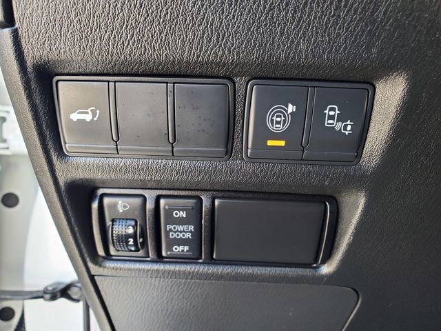 Used 2017 Nissan Armada SL w/ Technology Package image 18