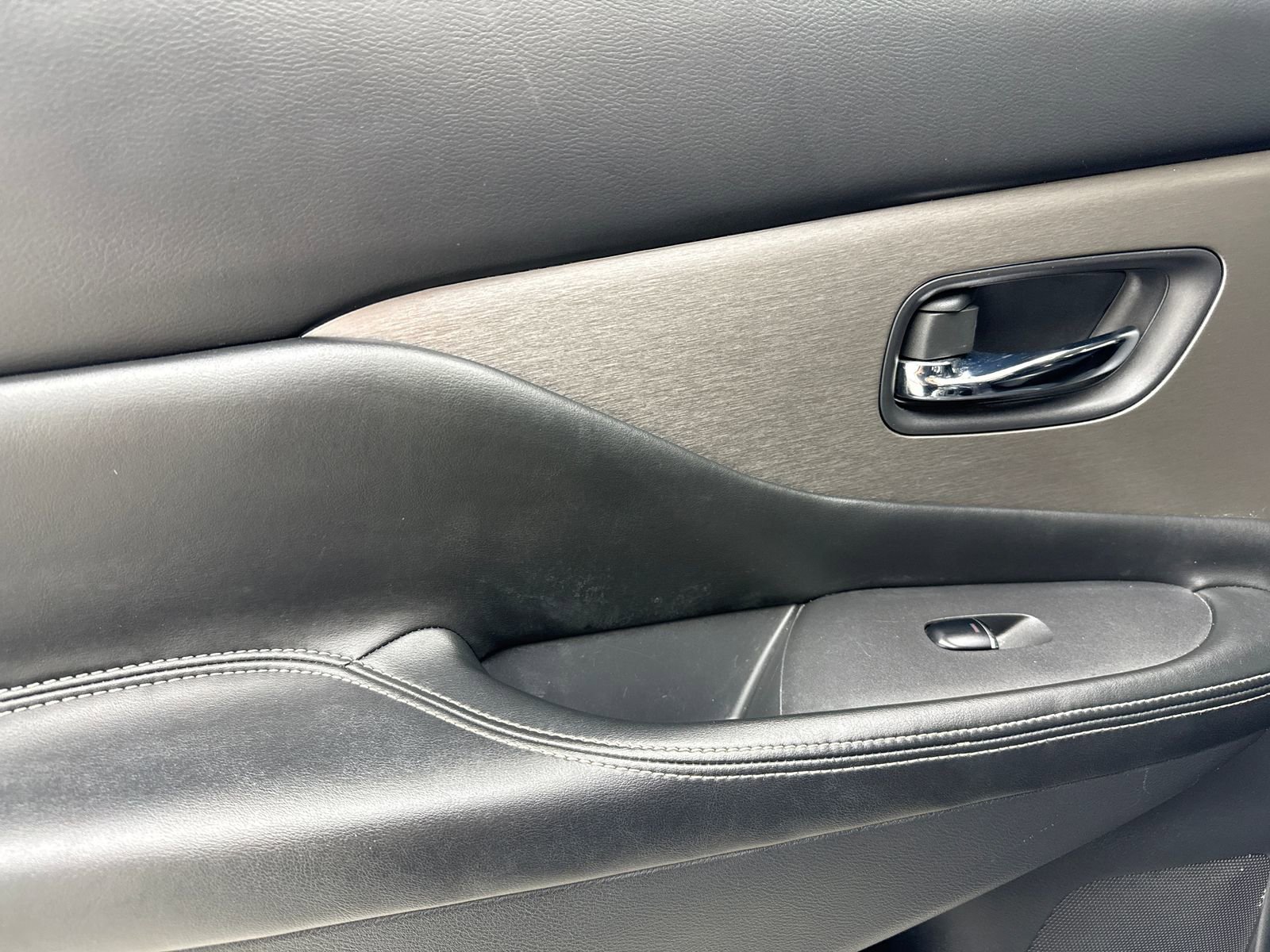 Used 2019 Nissan Murano SL w/ Cargo Package image 40