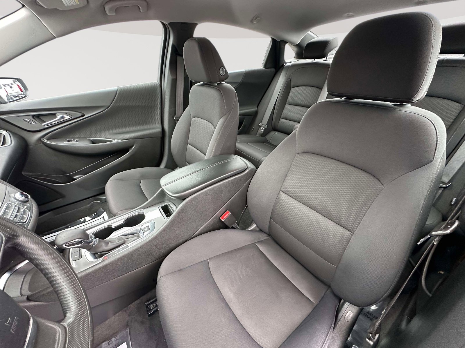 Used 2024 Chevrolet Malibu LT image 23