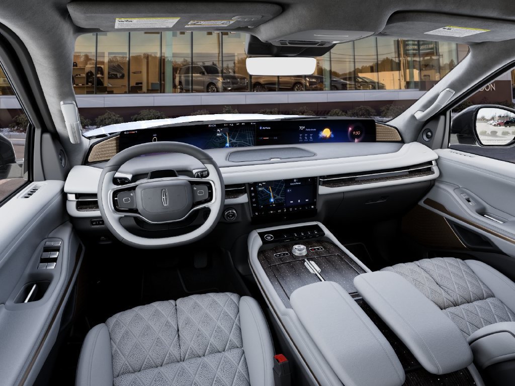 New 2027 Lincoln Navigator L Black Label AWD/4WD image 9