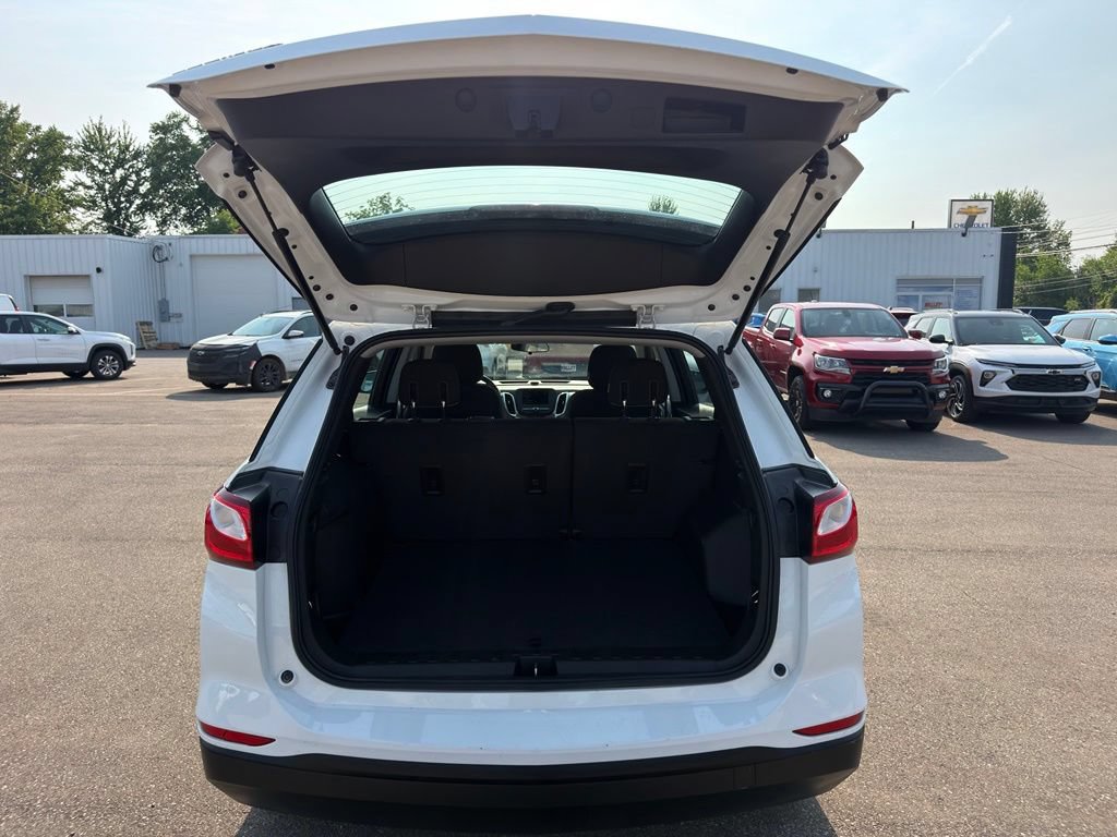 Used 2019 Chevrolet Equinox LS FWD image 18