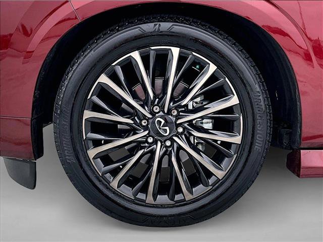 Used 2025 INFINITI QX80 Autograph image 10
