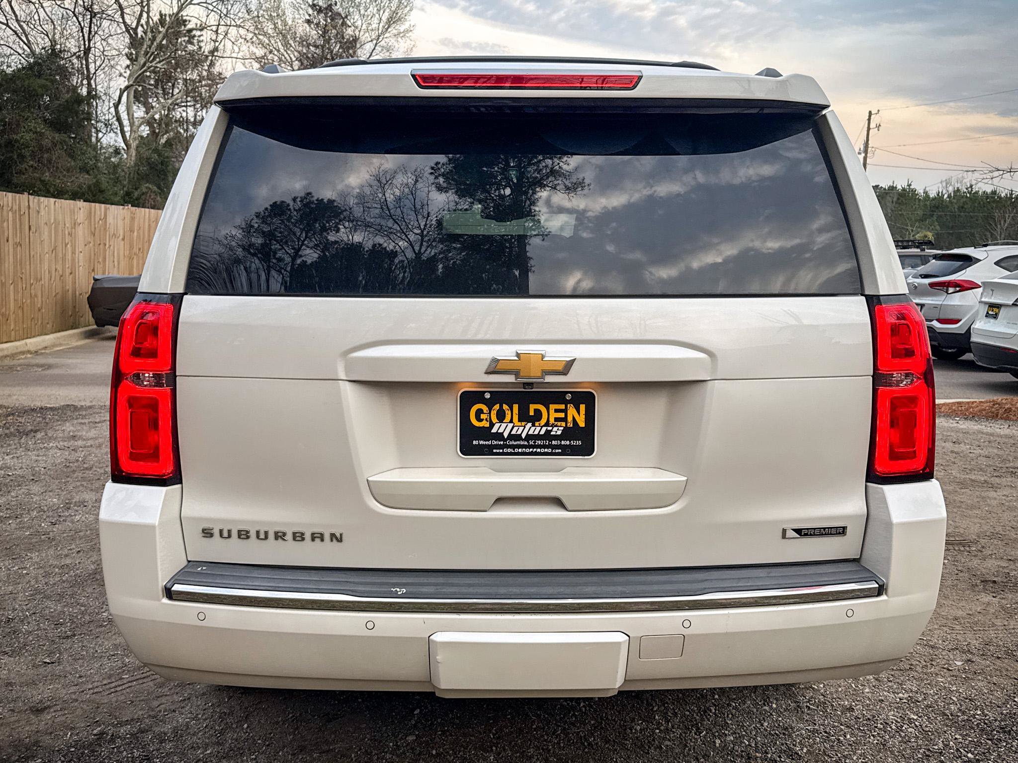 Used 2017 Chevrolet Suburban Premier AWD/4WD image 9