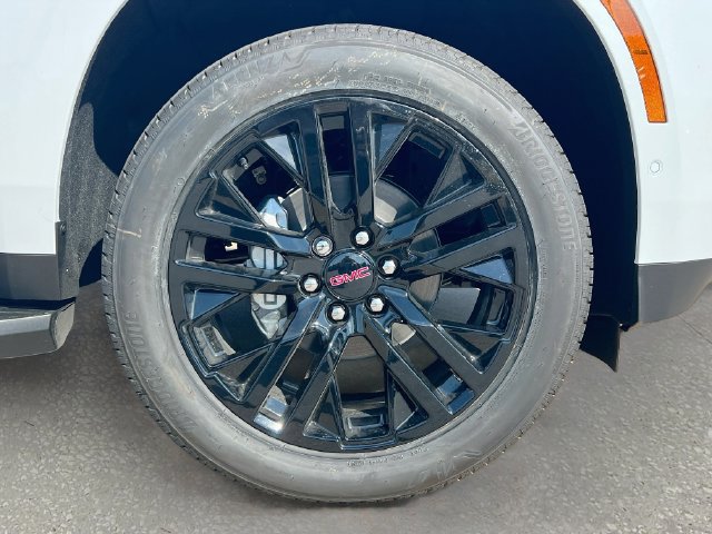 New 2026 GMC Yukon Denali AWD/4WD image 19