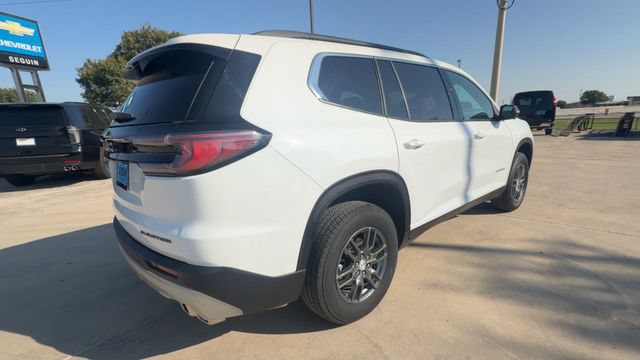 Certified 2025 GMC Acadia Elevation FWD image 8