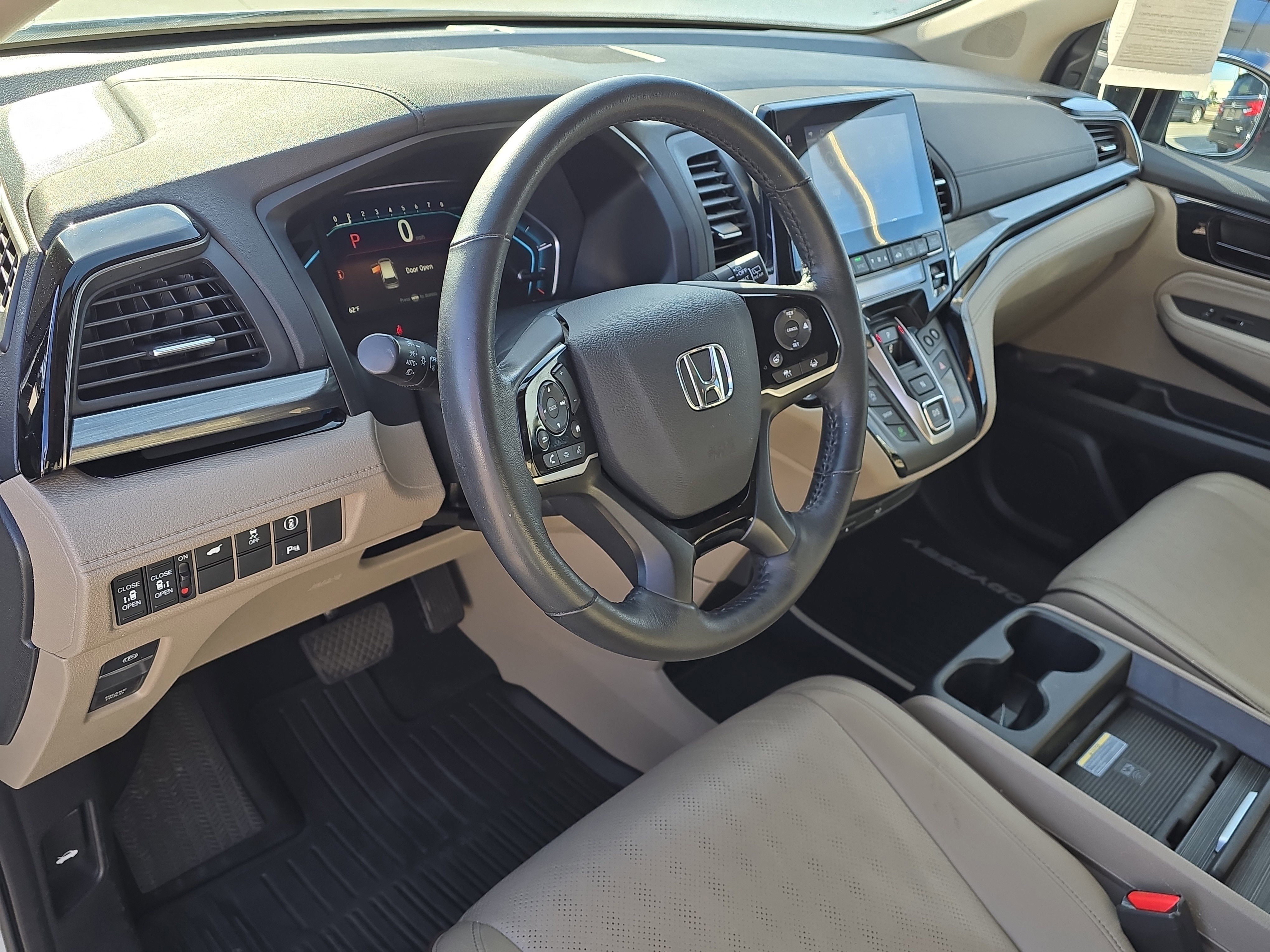 Used 2023 Honda Odyssey Elite image 22