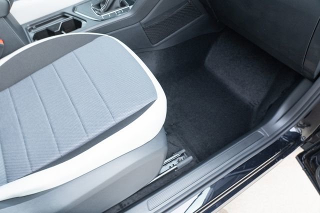 New 2026 Volkswagen Taos S image 43