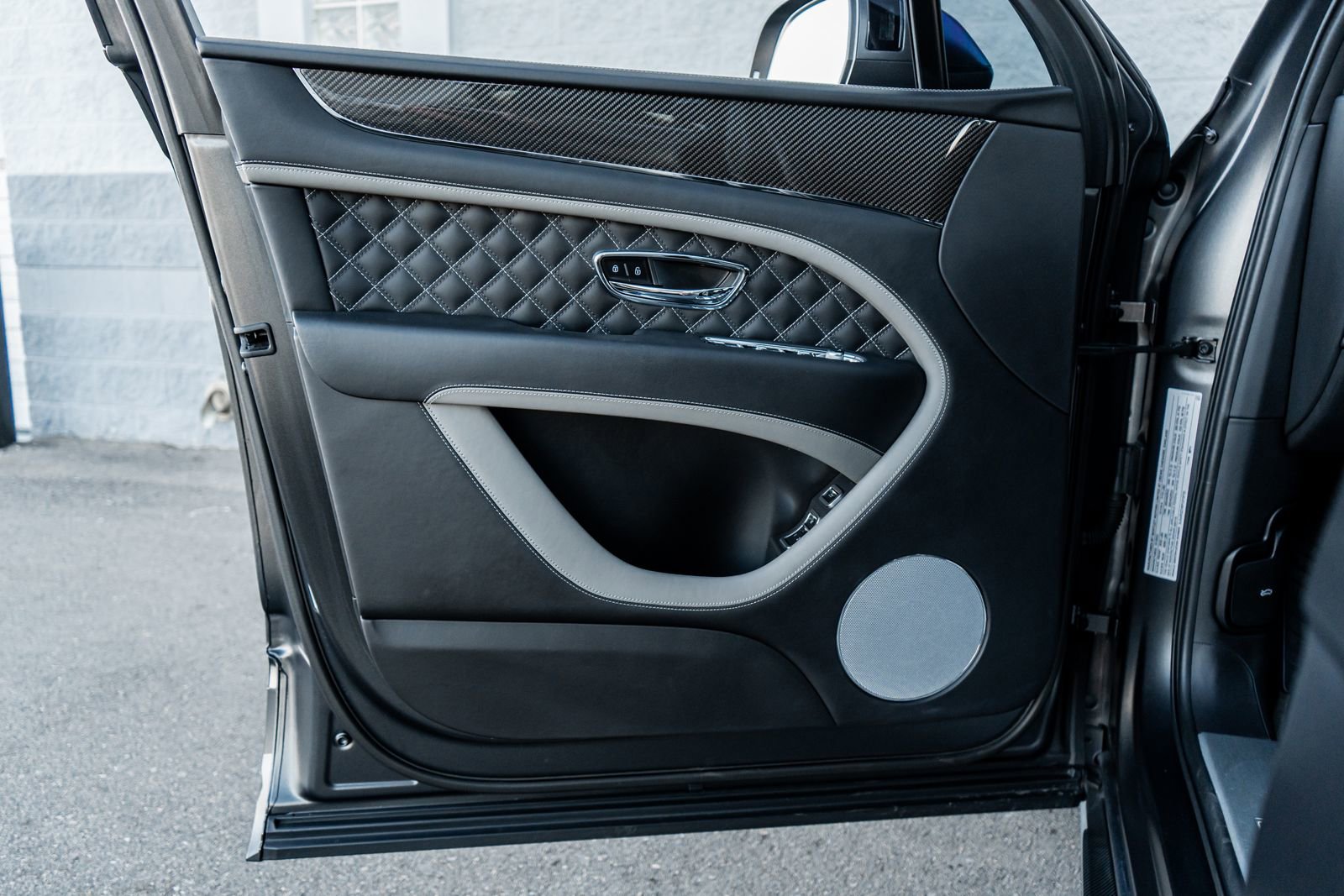 Certified 2023 Bentley Bentayga Speed image 24