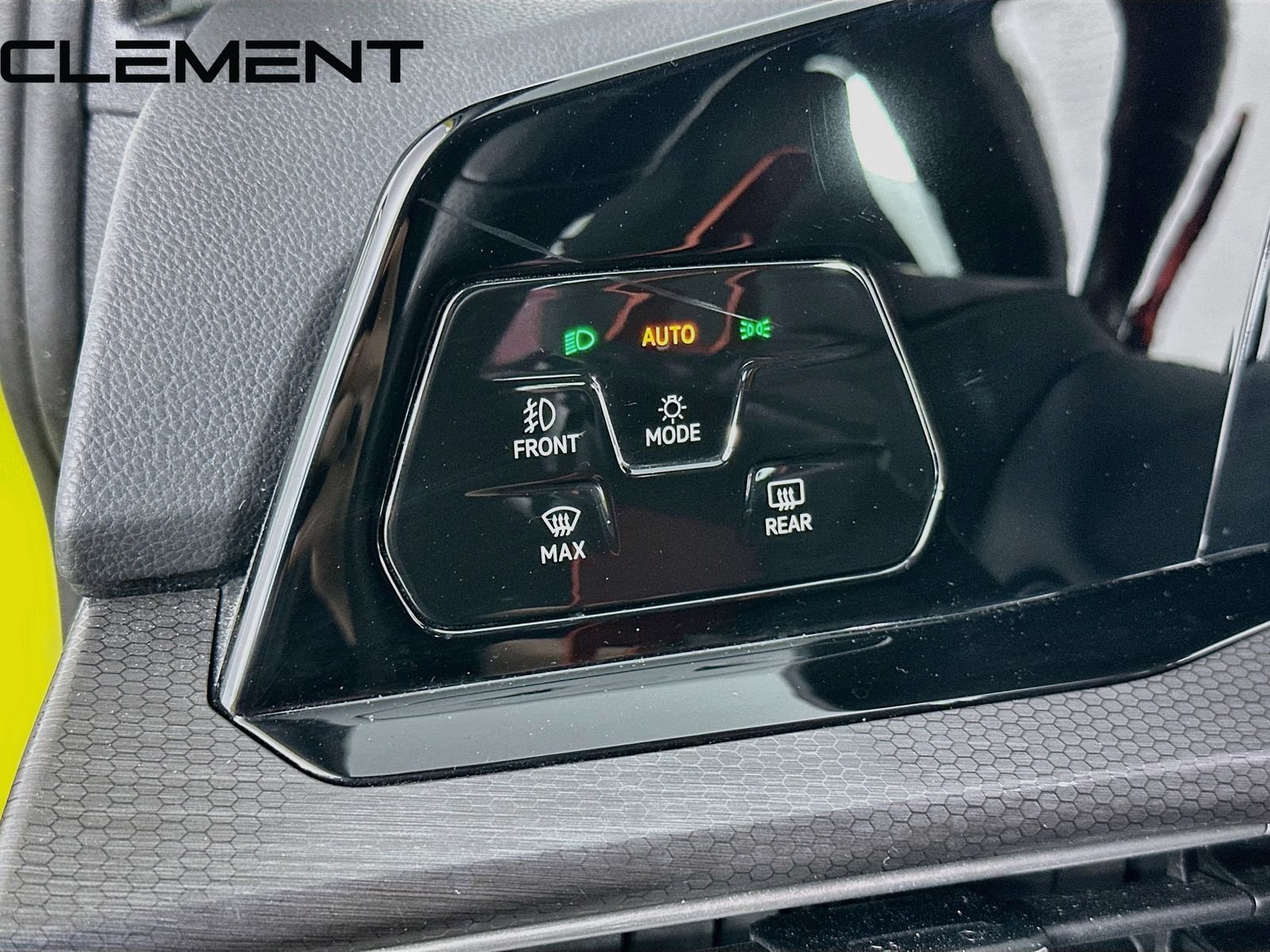 Used 2023 Volkswagen GTI 40th Anniversary Edition FWD image 13
