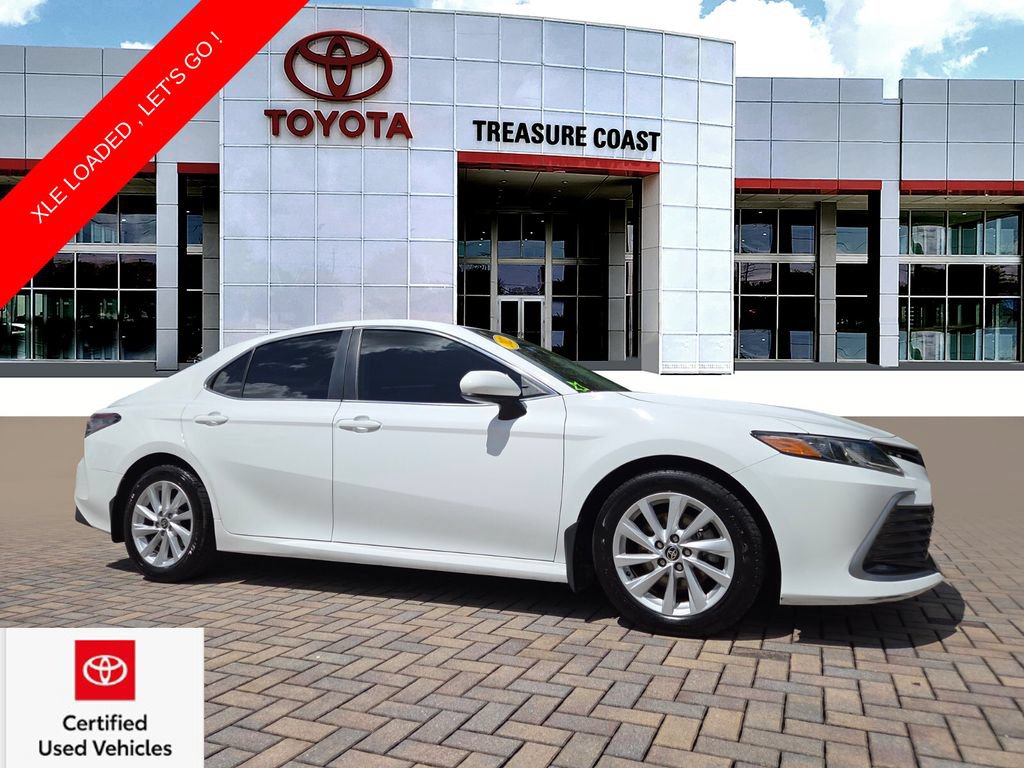 Used 2025 Toyota Camry XLE