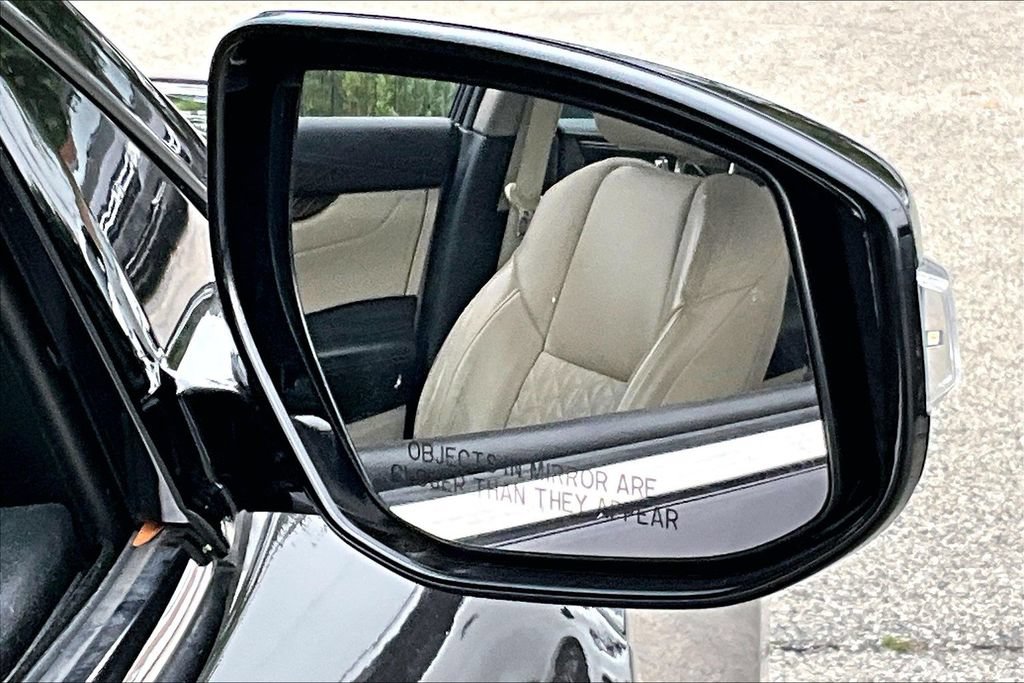Used 2016 Nissan Maxima Platinum FWD image 23
