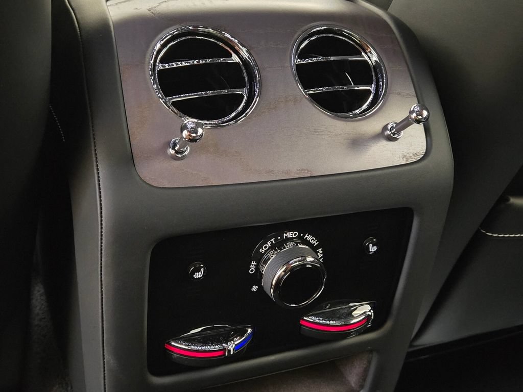 Certified 2025 Rolls-Royce Ghost AWD/4WD image 19