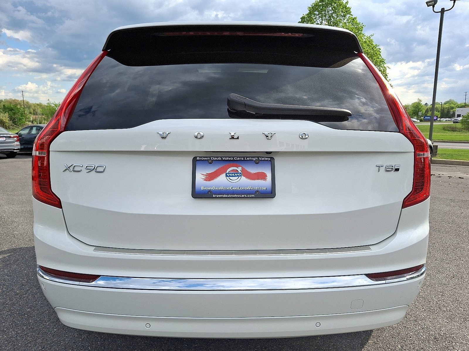 Used 2025 Volvo XC90 T8 Plus image 5