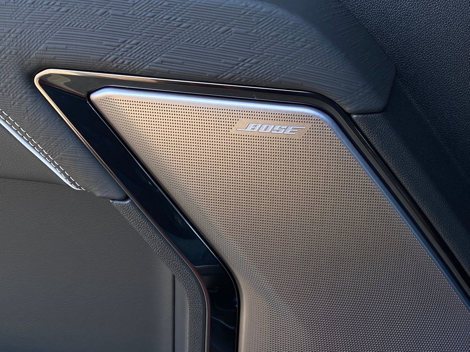 Used 2024 GMC Sierra 1500 AT4X image 29