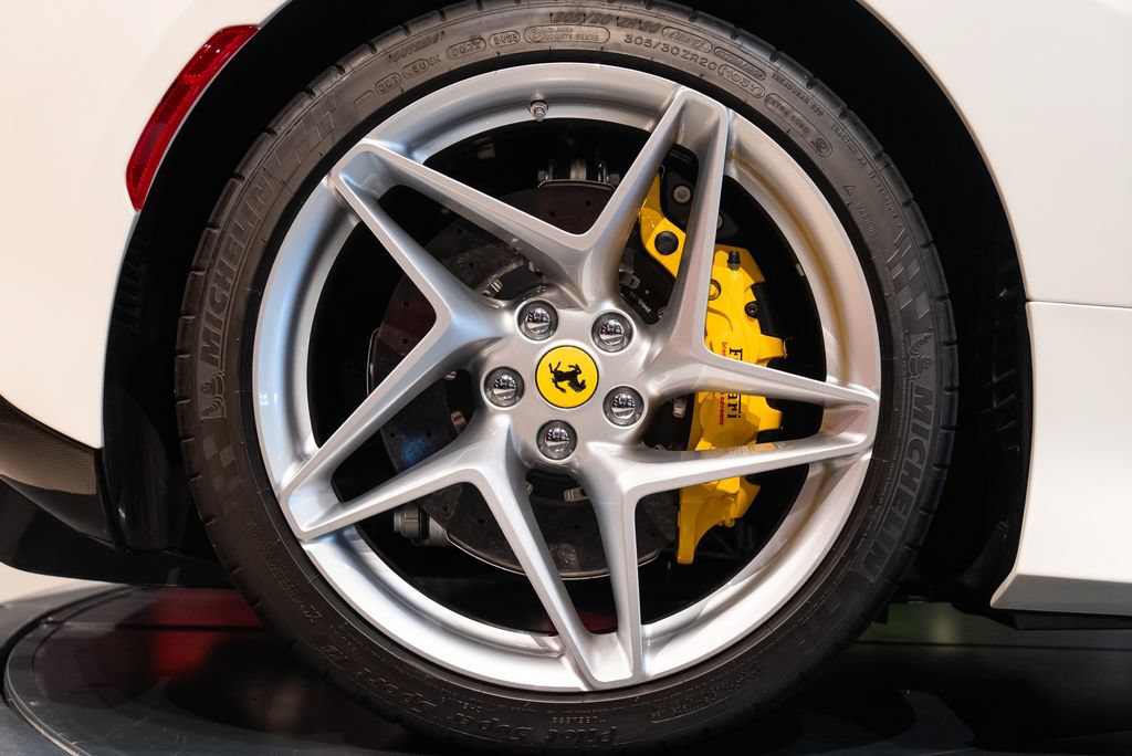 Certified 2023 Ferrari F8 Tributo RWD image 15