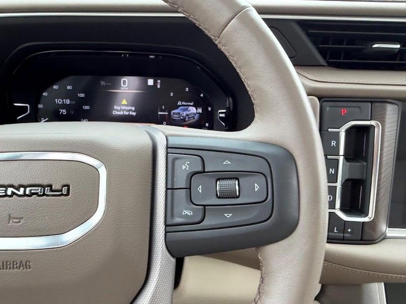 Used 2022 GMC Yukon Denali image 15