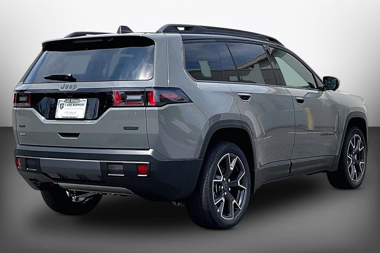 New 2026 Jeep Cherokee Overland w/ Advanced Pro Tech Group AWD/4WD image 8