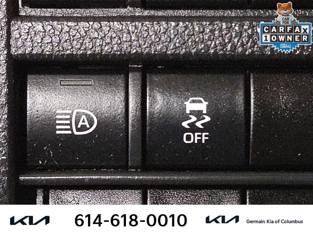 Used 2024 Toyota Tacoma SR RWD image 31